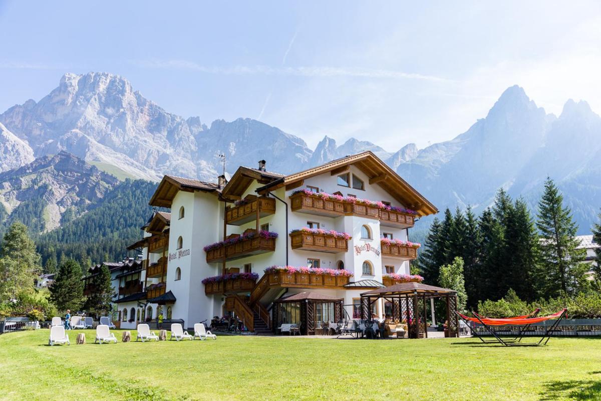 Hotel Vienna San Martino Di Castrozza Exteriér fotografie