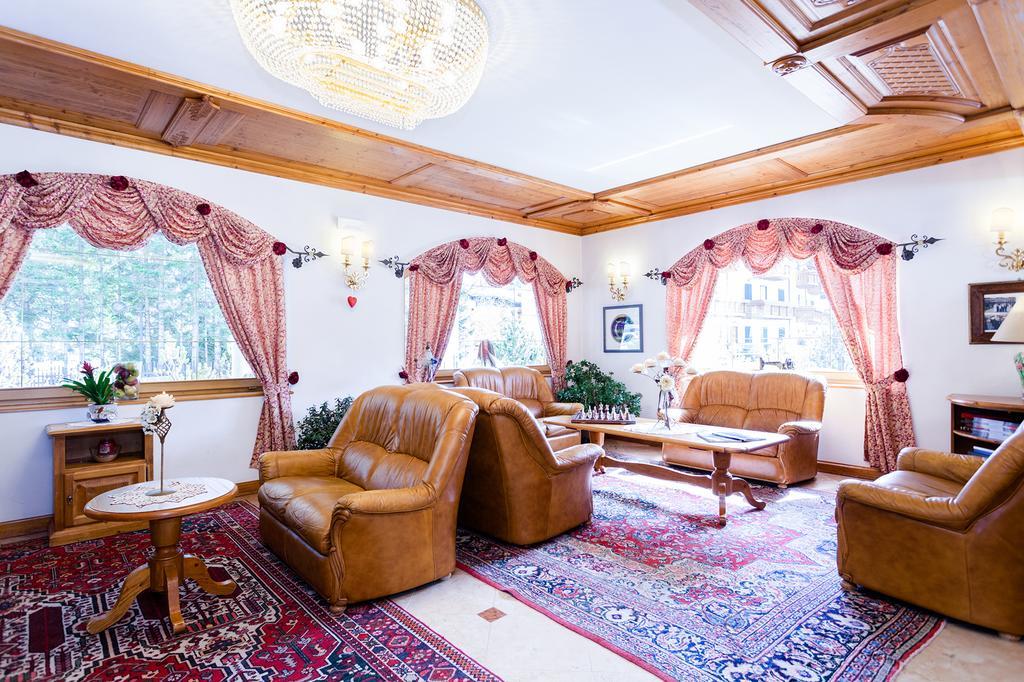 Hotel Vienna San Martino Di Castrozza Exteriér fotografie