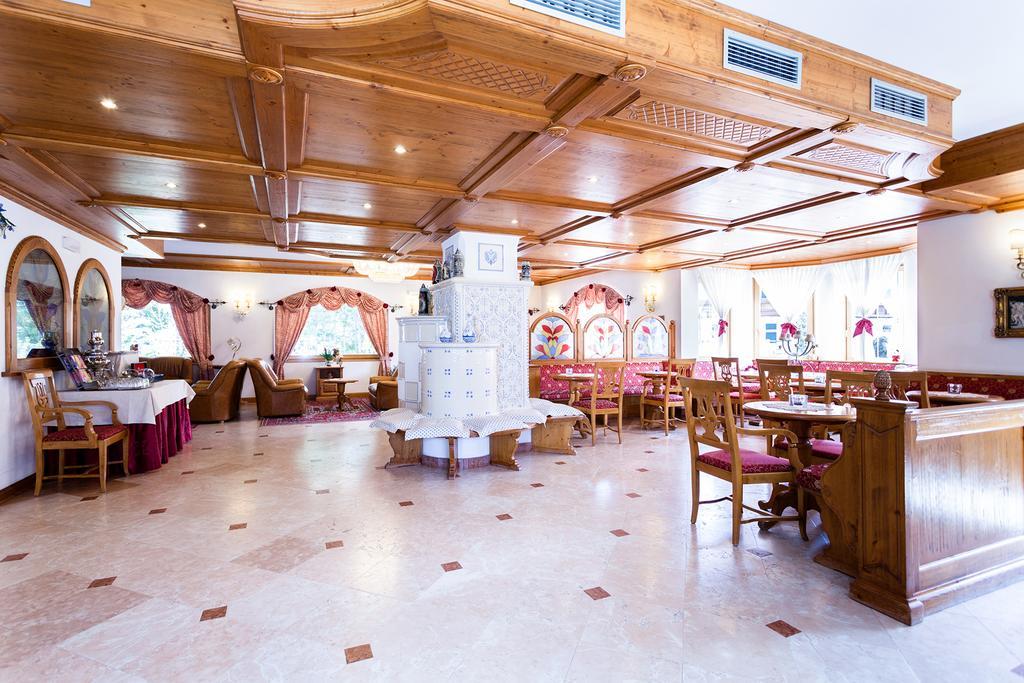 Hotel Vienna San Martino Di Castrozza Exteriér fotografie